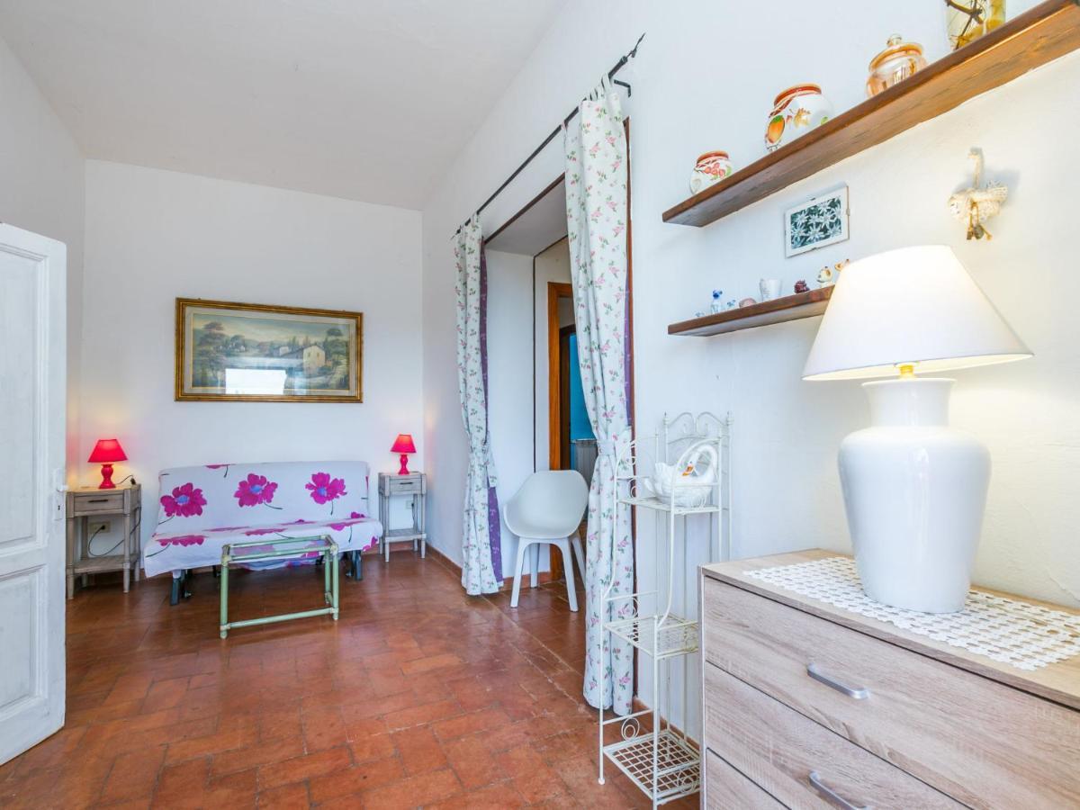 Apartment Gardenia By Interhome Casa il Tesorino Bagian luar foto